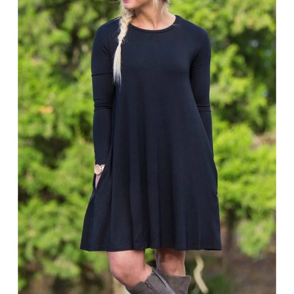 2 for $30 PIKO 1988 Dress Medium Black Stretch Dark‎ Fairy Whimsigoth Bamboo
